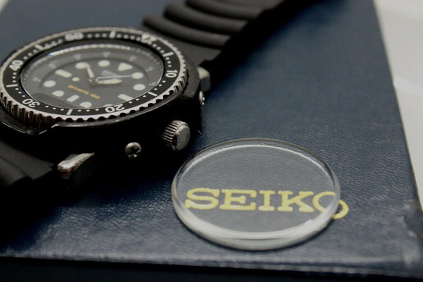 Arne Glass Crystal Seiko H601-5480 , H601-5481 part # 310P13HN02  310P13  31 mm