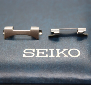 Pair of End Links Seiko "Ghost" 6139-6040 6139-6041 19mm with Pins
