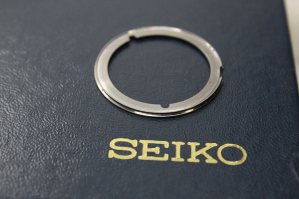 Seiko Movement and Dial Ring for Seiko Bullhead 6138-0040 6138-0049